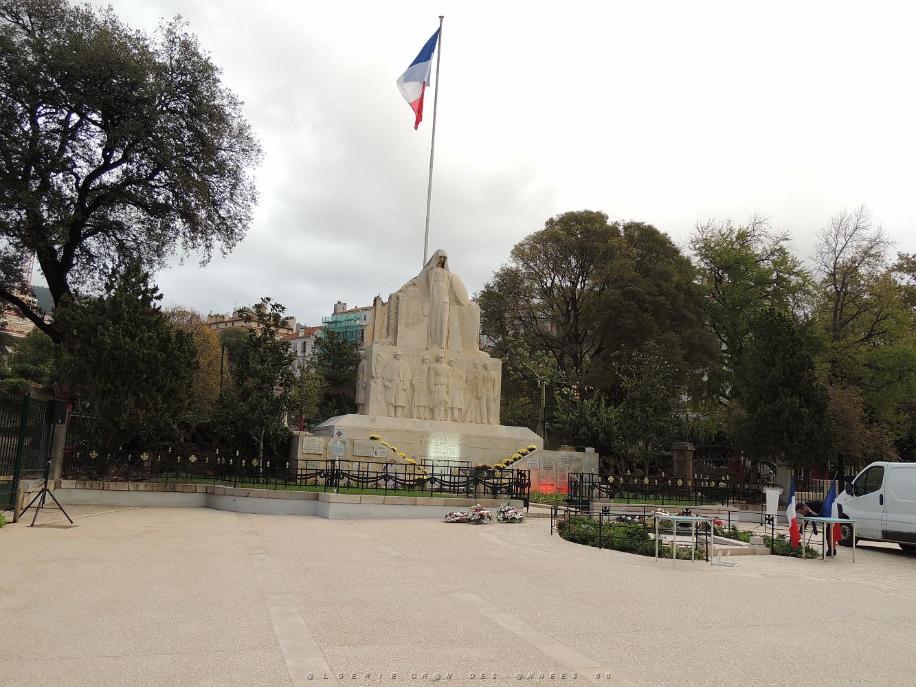 PHASE 2 2018 11 11 LA FLAMME DU SOUVENIR A TOULON (2).JPG -           